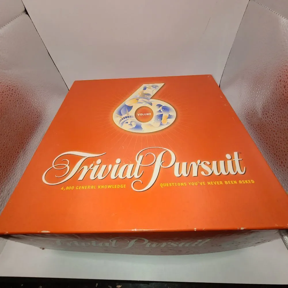 Trivial Pursuit Volume 6 Game - Picture 1 of 5